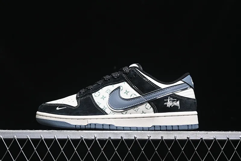 All categories Nk SB Dunk Series Nk SB Dunk Low High-end customized low-top sneakers Nk SB Dunk Low Stusi joint-black and white print Anniversary high-end customized low-top casual sneakers XX3168-212